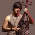 Wang Lee Hom dengan Alat Musik Tradisional Korea