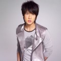 Wu Chun Tampak Menarik dengan Warna Ungu Silver