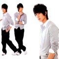 Wu Chun Cakep dengan Fashion Apapun