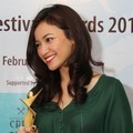 Agni Pratistha dengan Trophy Asia Model Star Awards 2012
