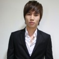 K.Will Dengan Setelah Jas