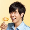 Show Luo Menjadi Bintang Iklan Produk Makanan