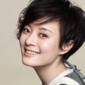 Senyum Cantik Sun Li di Depan Kamera