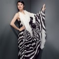 Kelly Chen di Pemotretan untuk Sebuah Majalah