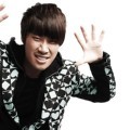 San E Selalu Tampil Ekspresif