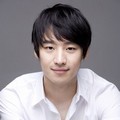 Photoshoot Lee Je Hoon dalam Sesi Pemotretan