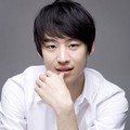 Photoshoot Lee Je Hoon dalam Sesi Pemotretan