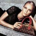 Uma Thurman Menjadi Model Fashion Louis Vuitton