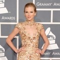 Taylor Swift di Red Carpet Grammy Awards 2012
