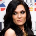 Jessie J di Red Carpet Brit Awards 2012