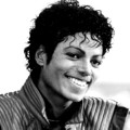 Michael Jackson dengan Konsep Foto Hitam Putih