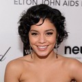 Vanessa Hudgens di Acara 'Elton John AIDS Foundation'