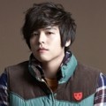 Lee Jang Woo Berpose untuk HUM Fashion