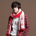 Lee Jang Woo Berpose untuk HUM Fashion