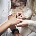 Rachel Maryam dan Edo Saling Bertukar Cincin