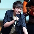Greyson Chance Tampil Live di Fox & Friends