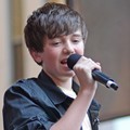 Greyson Chance Tampil Live di Fox & Friends
