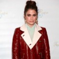 Nikki Reed di Tracy Reese Fall 2012 Fashion Show