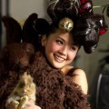 Charlene Choi dengan Busana Bernuansa Cokelat