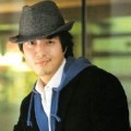 Lee Dong Gun di Film 'Changing Partners'
