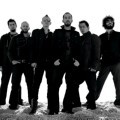 Linkin Park dengan Konsep Hitam Putih
