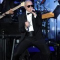 Pitbull di Pre-GRAMMY Gala