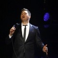 Michael Buble Tampil di 'Crazy Love' Tour