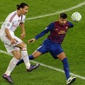 Zlatan Ibrahimovic dan Gerard Pique Saat Bertanding di Liga Champions