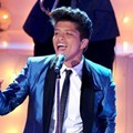 Penampilan Bruno Mars di Ajang MTV Video Music Awards 2011