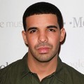 Drake di Peluncuran Google Music dan T-Mobile