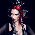 Victoria Adams Tampil Exotic di Majalah Harper's Bazaar China