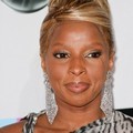 Mary J. Blige di American Music Awards 2011