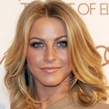 Julianne Hough di Art of Elysium Heaven Gala 2012