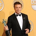 Alec Baldwin di 18th Annual Screen Actors Guild Awards