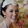 Cathy Sharon Menikah di Gereja Fransiskus Xaverius