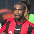 Ekspresi Boaz Solossa dalam Laga Membela Persipura
