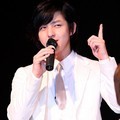 Kim Kibum Tampil di Atas Panggung Bersama Super Junior