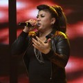 Regina di Panggung Spektakuler Show 2 'Indonesian Idol' 2012