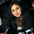 Yuni Shara Saat Ditemui di Bandara Soekarno-Hatta