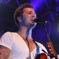 John Vesely, Vokalis Merangkap Gitaris di Secondhand Serenade