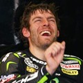 Cal Crutchlow Merayakan Keberhasilannya Bersama Tim