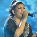 Penampilan Regina Ivanova di Panggung Indonesian Idol