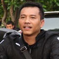 Anang Hermansyah Datang Mengendarai Harley-Davidson