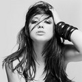 Michelle Branch dengan Konsep Hitam Putih