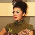 Indah Dewi Pertiwi di Jakarta Fashion and Food Festival 2012