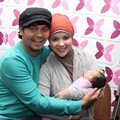 Indra Bekti dan Aldila Jelita di RSIA Brawijaya Bersama Anak
