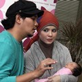 Indra Bekti Menceritakan Proses Kelahiran Dafania, Putrinya