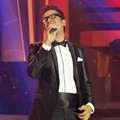 Sammy Simorangkir di Panggung Liputan 6 Awards 2012