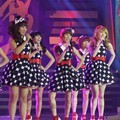 Penampilan Cherry Belle di Liputan 6 Awards 2012