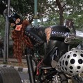 Dewi Persik Berpose Di Atas Motor